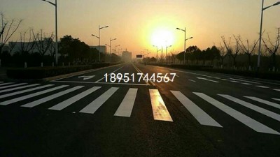 Ͼ· Ͼ·r Ͼ·ʩ]Ͼ_(d)